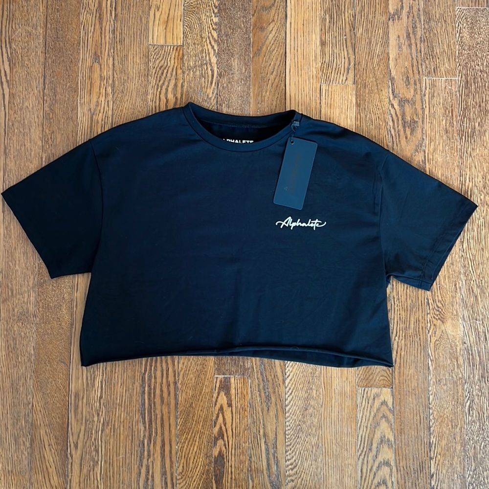 Alphalete crop top tee